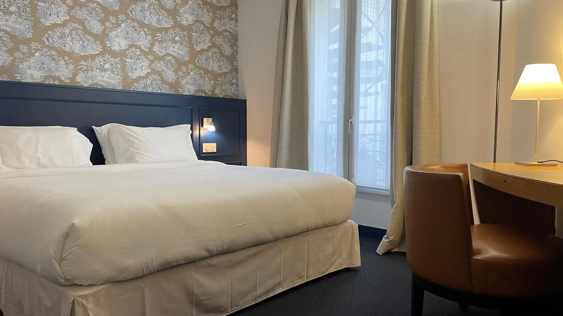 Le Pergolese Champs Elysees Hotel 4*
